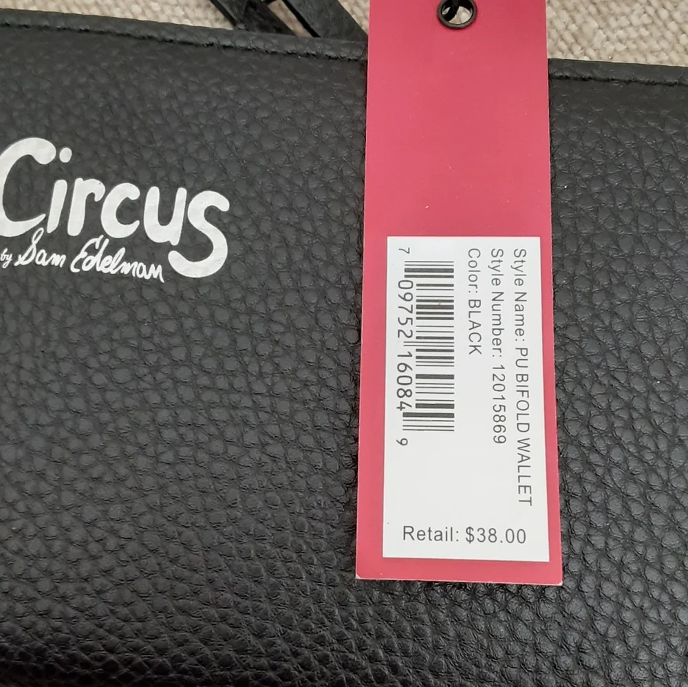 Circus by Sam Edelman sleek black